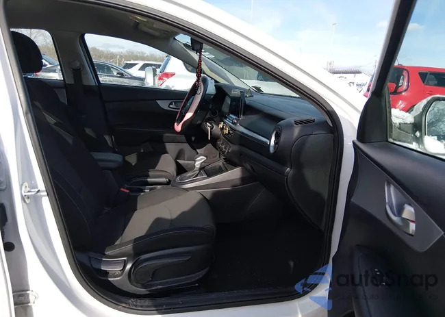 3KPF24AD8NE431987: 44449508