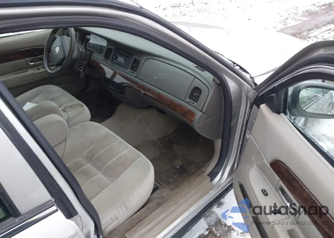 2MEFM74V78X644121: 44449546