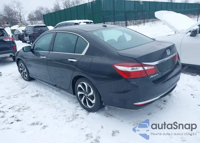 1HGCR2F07GA082353: 44449618