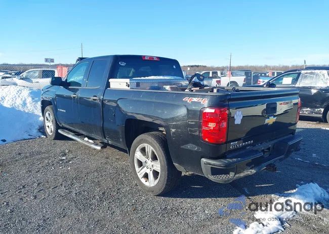 1GCVKPEC8HZ310044: 44449628