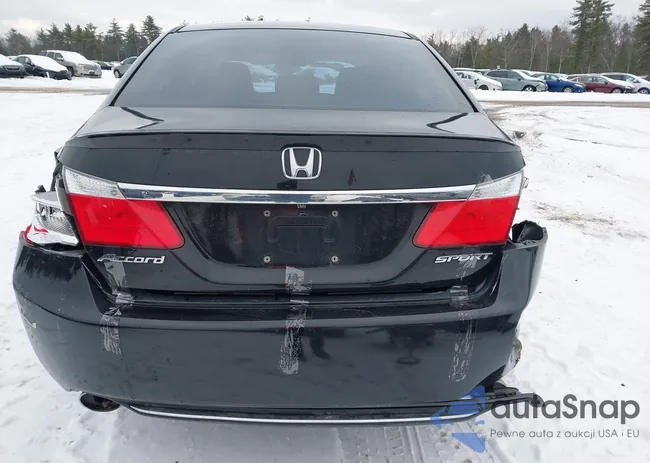 1HGCR2F54FA143569: 44449664