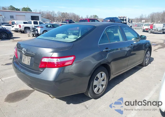 JTNBK46K973024661: 44450750