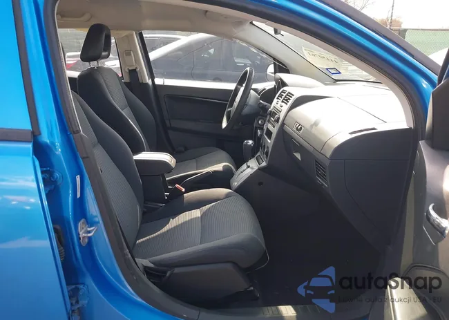 1B3HB48B68D650144: 44450761