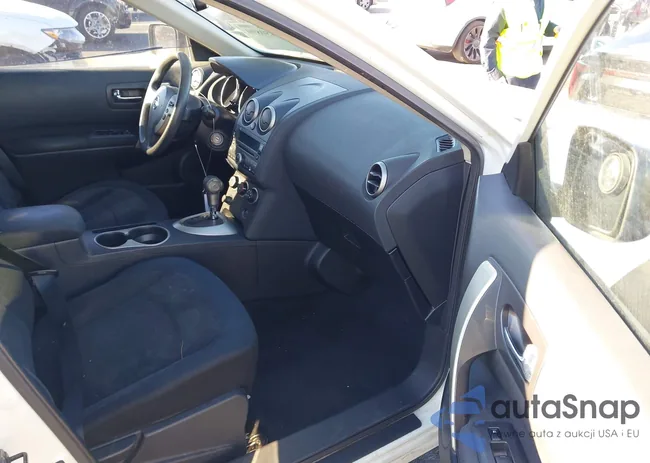 JN8AS5MT8AW016935: 44450899