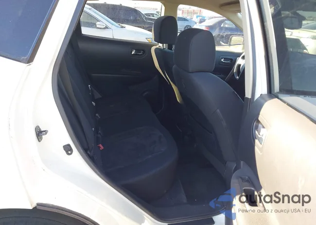 JN8AS5MT8AW016935: 44450899