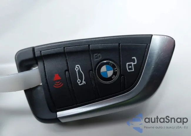 WBY73AW09PFN75285: 44450999