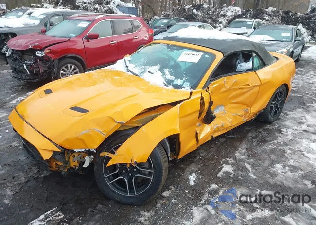 1FATP8UH2J5156381: 44451041