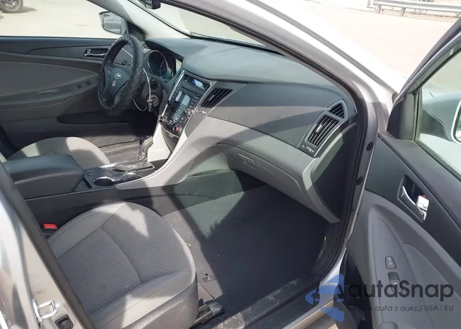 5NPEB4ACXDH681566: 44451146