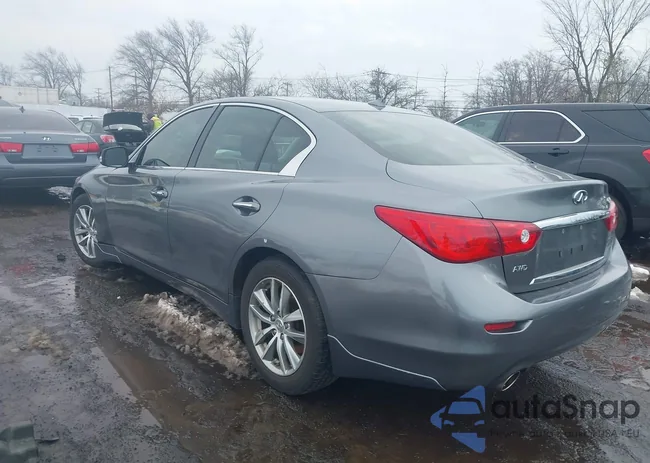 JN1BV7AR9FM411062: 44451261