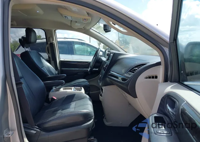 2C4RC1BG2DR629656: 44450385