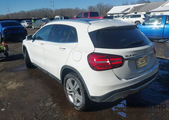 W1NTG4GB9LU030627: 44450464