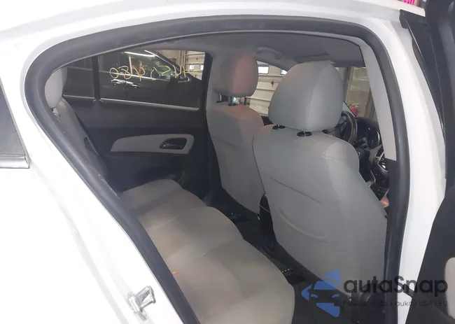 1G1PC5SBXF7101461: 44450480