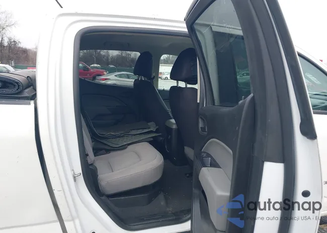 1GCGTBEN1L1110107: 44450494