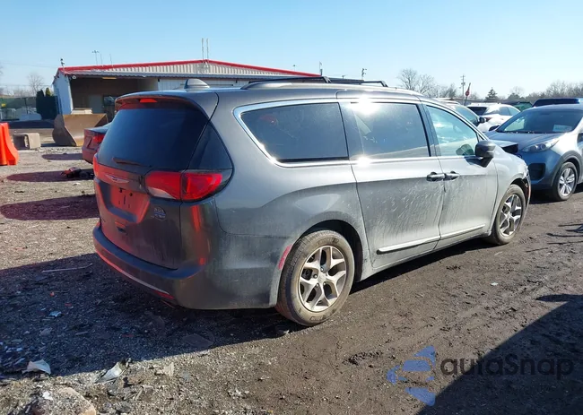 2C4RC1BG7HR820804: 44450655