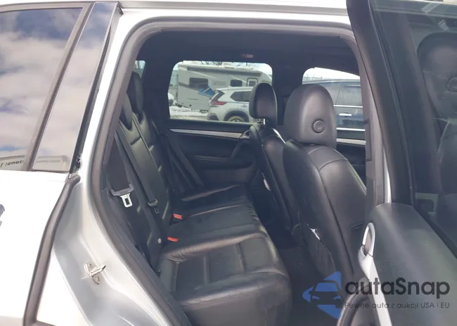 WP1AA2AP3ALA08486: 44450673