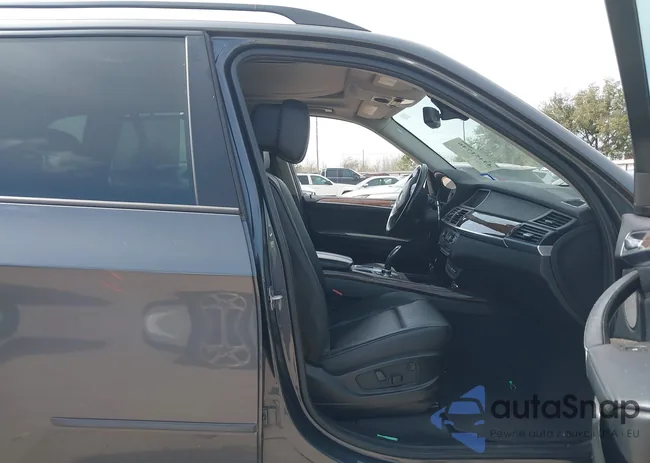 5UXZW0C52CL666467: 44451746