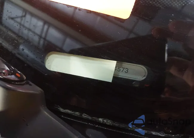 WA1LGBFE1FD014573: 44451756