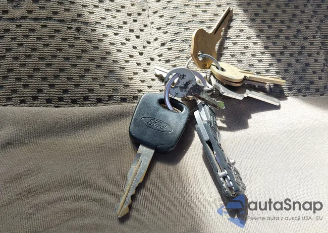 1FTRW07L61KC48006: 44451793