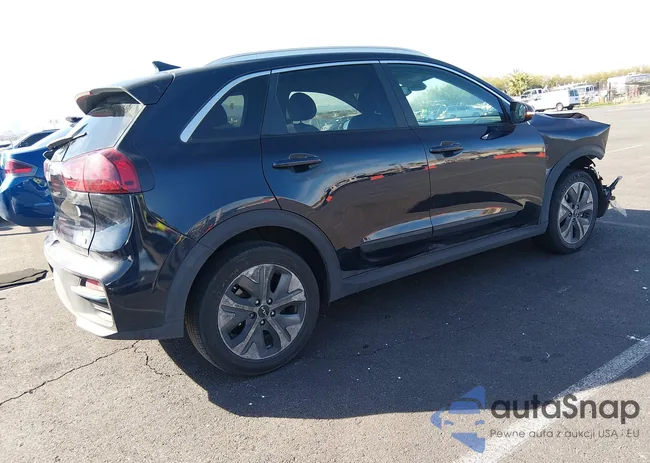 KNDCC3LG0N5118932: 44451794