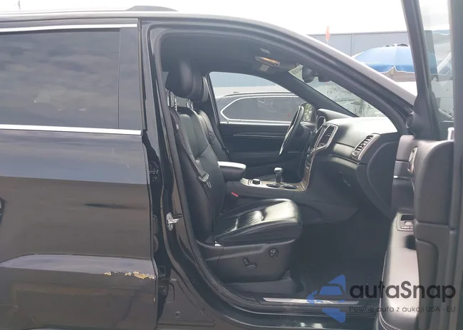 1C4RJFBG8FC855215: 44451838