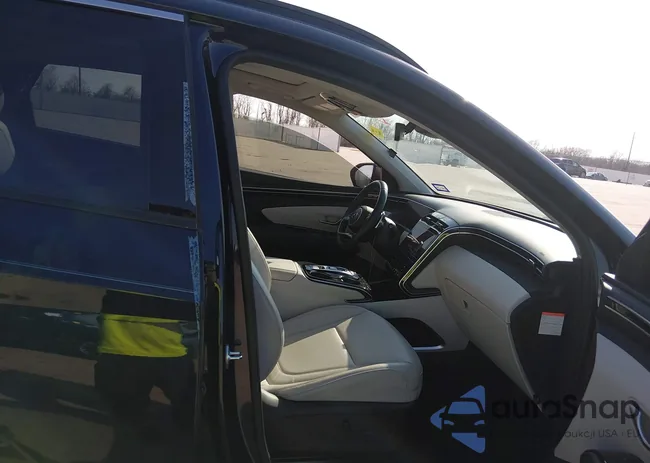 KM8JECA13NU067394: 44451841