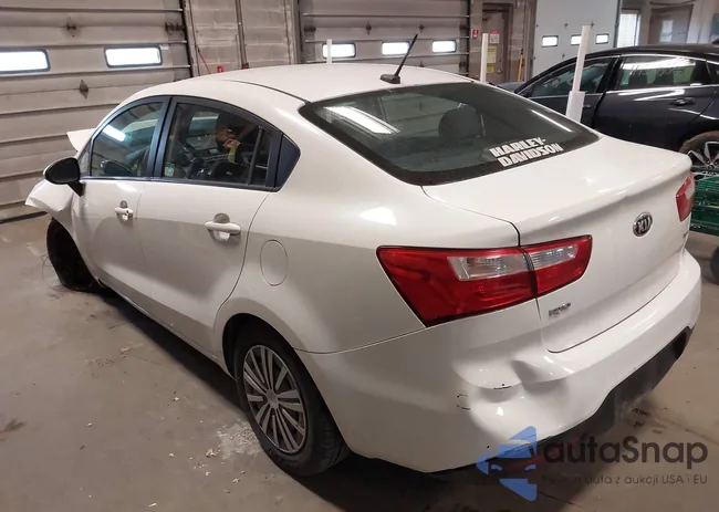 KNADM4A33E6345109: 44451971