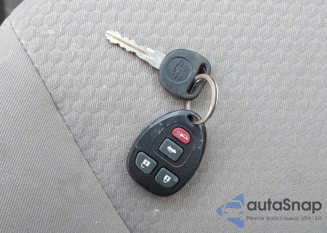 1G1ZS51F86F104025: 44452053