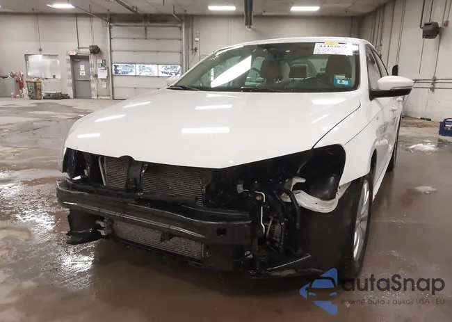 1VWAT7A38FC046841: 44452076