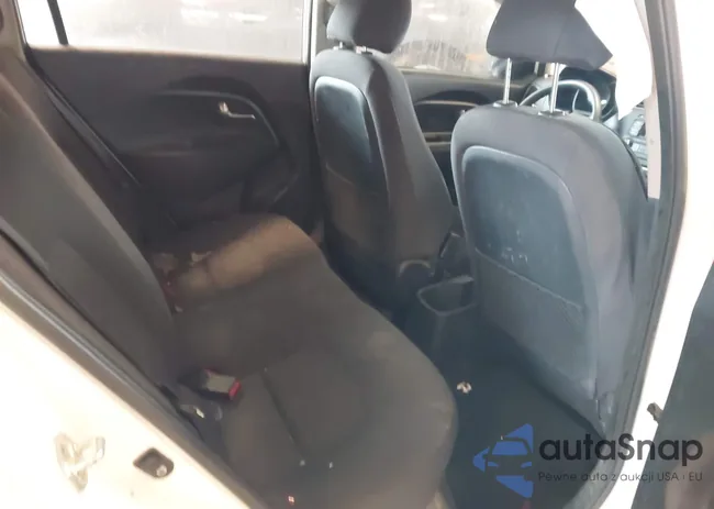 KNADM4A32E6406417: 44452308