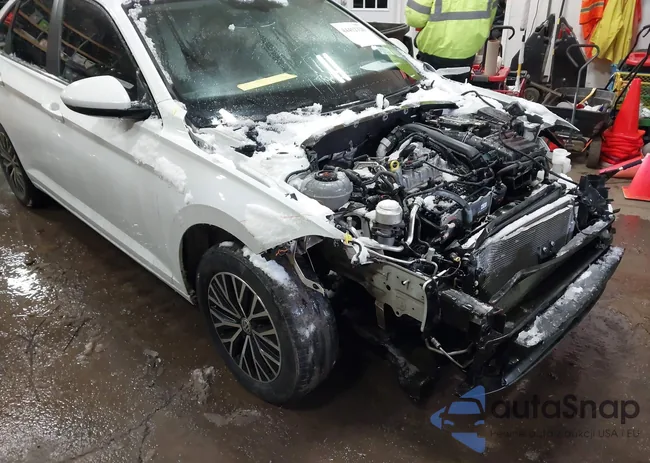 3VWC57BU5MM101090: 44452326