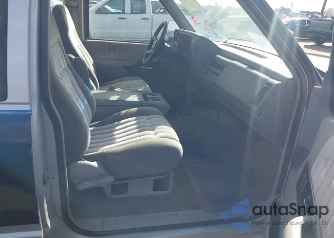 2GCEK19K9P1200562: 44452332