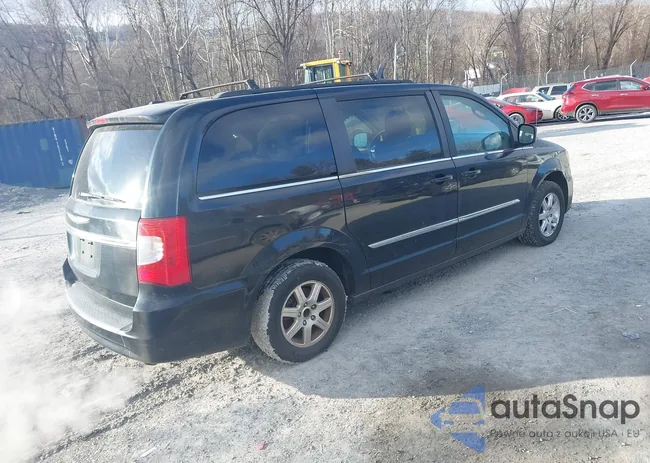 2C4RC1BG5CR330547: 44451355