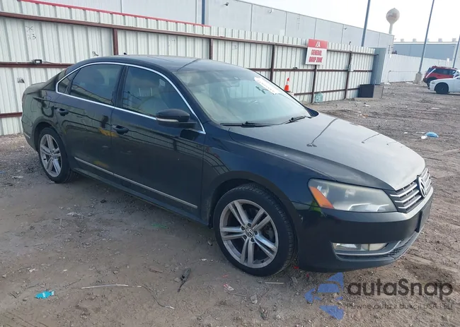 1VWCN7A35EC014155: 44452832