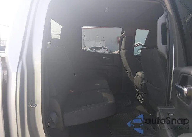 3GCPWCEK6LG136240: 44452991