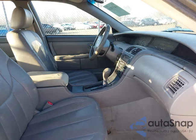 4T1BF28B83U297553: 44453010