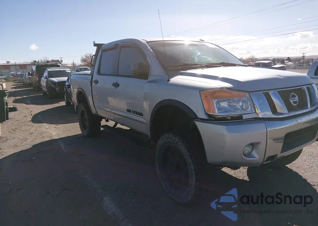 1N6BA0EC5FN510247: 44453055