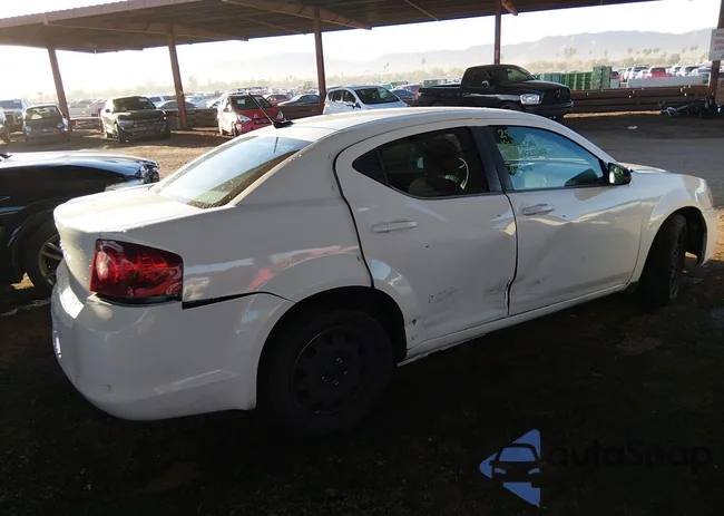 1C3CDZAB8DN635163: 44453151