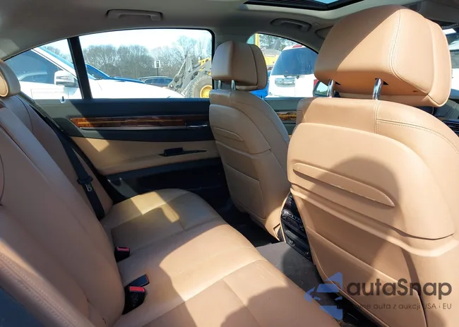 WBAYA6C55ED144277: 44453218