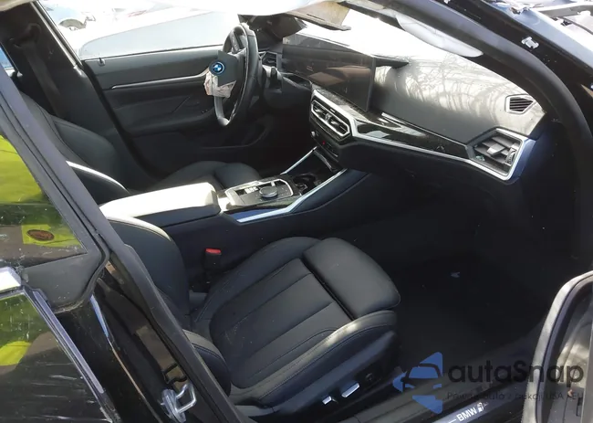 WBY73AW04RFR62328: 44453278