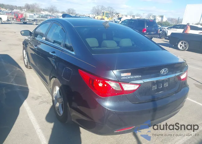 5NPEB4AC2DH665667: 44453286