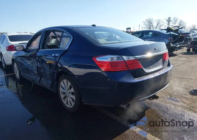 1HGCR3F81EA036588: 44452401