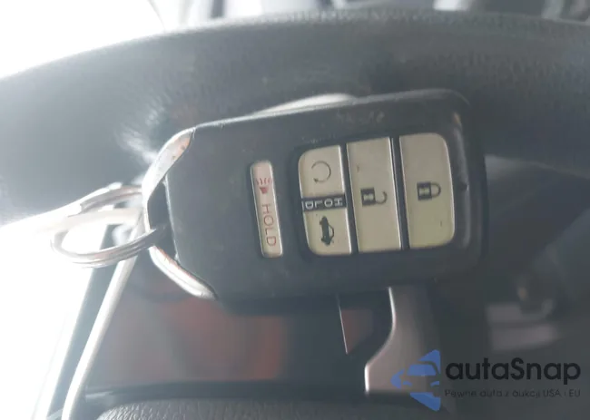 2HGFC2F76JH597137: 44452453