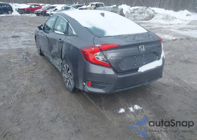 2HGFC2F76JH597137: 44452453