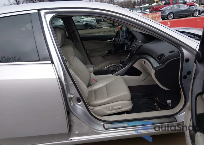 JH4CU2F40DC002762: 44452463