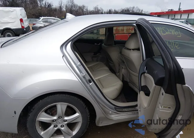 JH4CU2F40DC002762: 44452463