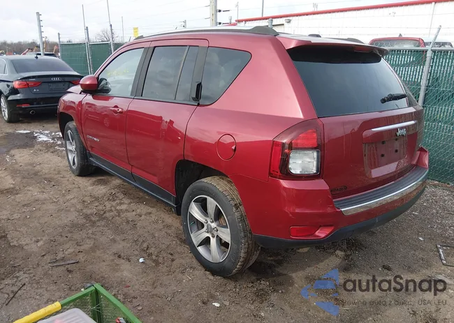 1C4NJCEA1GD815400: 44452634