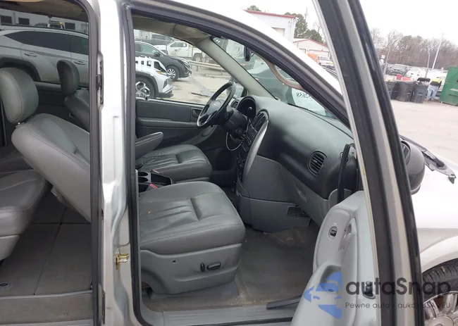 2A4GP54L86R923380: 44452658