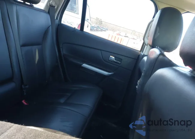 2FMDK3JC3DBA40191: 44453758