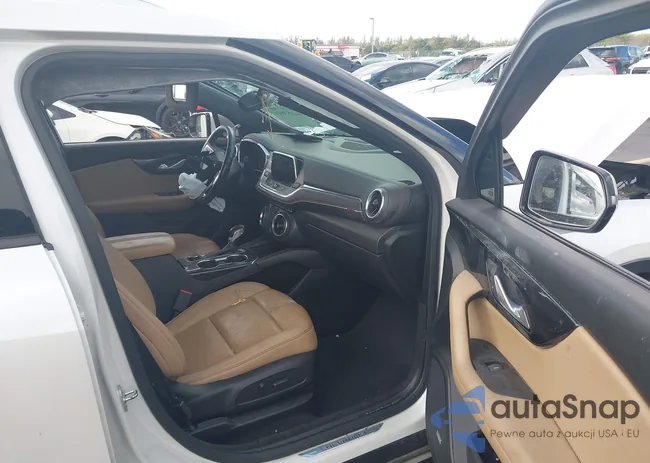 3GNKBLRS0NS229052: 44453814