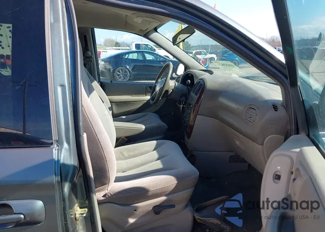 2C4GP44333R256391: 44453827